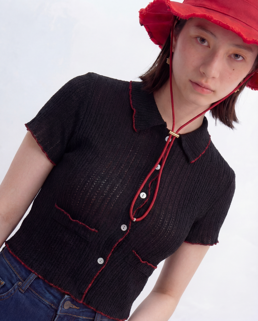 Breeze Collar Top (Black, Small)